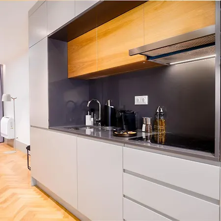 Limehome Rua 31 De Janeiro Aparthotel 4*