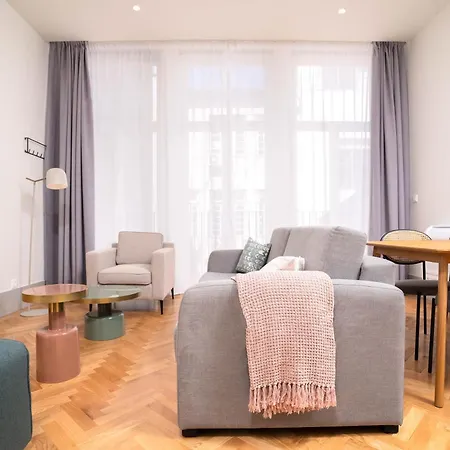 Limehome Rua 31 De Janeiro Appartement