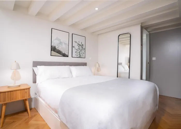 Limehome Rua 31 De Janeiro מלון דירות