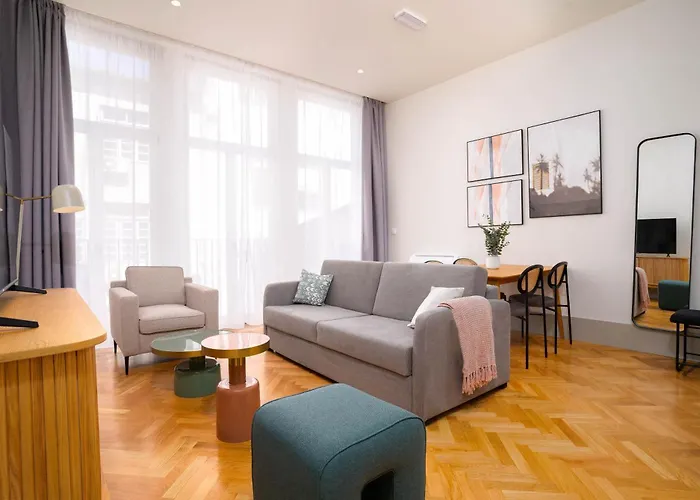 מלון דירות Limehome Rua 31 De Janeiro 4*