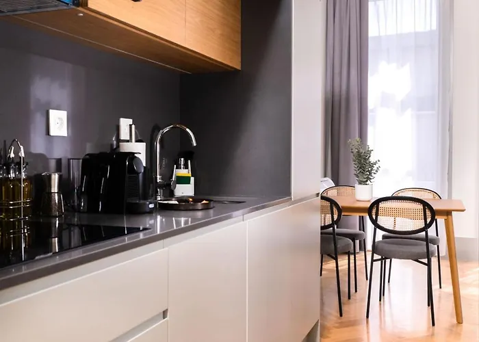 Limehome Rua 31 De Janeiro פורטו