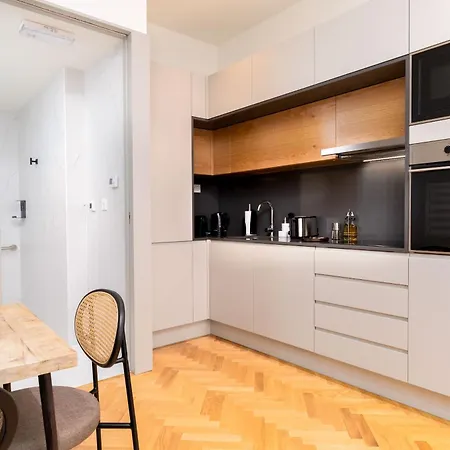 Limehome Rua 31 De Janeiro