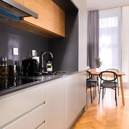 Limehome Rua 31 De Janeiro Porto