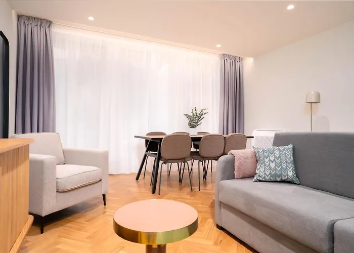 Limehome Rua 31 De Janeiro 4*