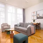 Limehome Rua 31 De Janeiro 4* Porto